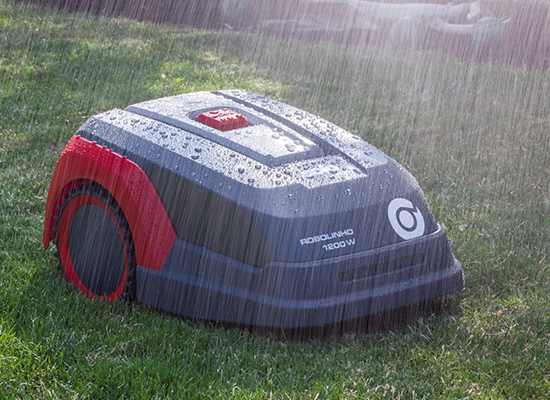 Maehroboter_Regensensor_Wetterunabhaengig