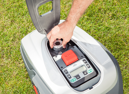 Rasenroboter-AL-KO-Robolinho-500-E_Maehroboter_Auf-das-richtige-Mass