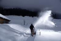 AL-KO Snowline 620 E Iii zweistufige Benzin Schneefräse integrierter Schneiwerfer